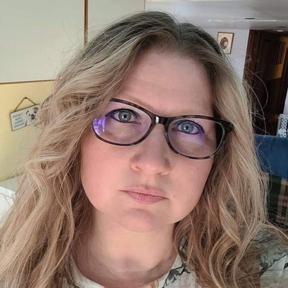 Meet your Posher, Tina